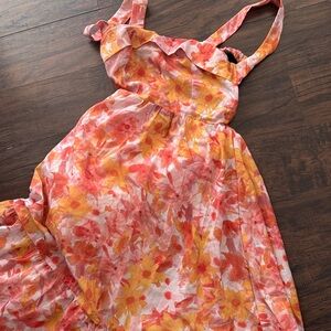 Elegant Floral Strappy Dres